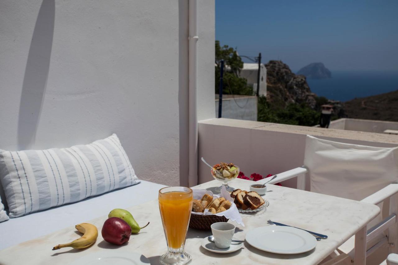 Nostos Guesthouse Kythira Town ภายนอก รูปภาพ