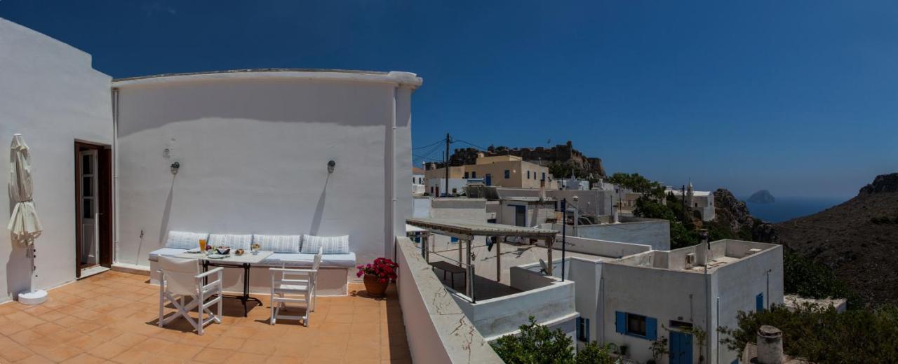 Nostos Guesthouse Kythira Town ภายนอก รูปภาพ