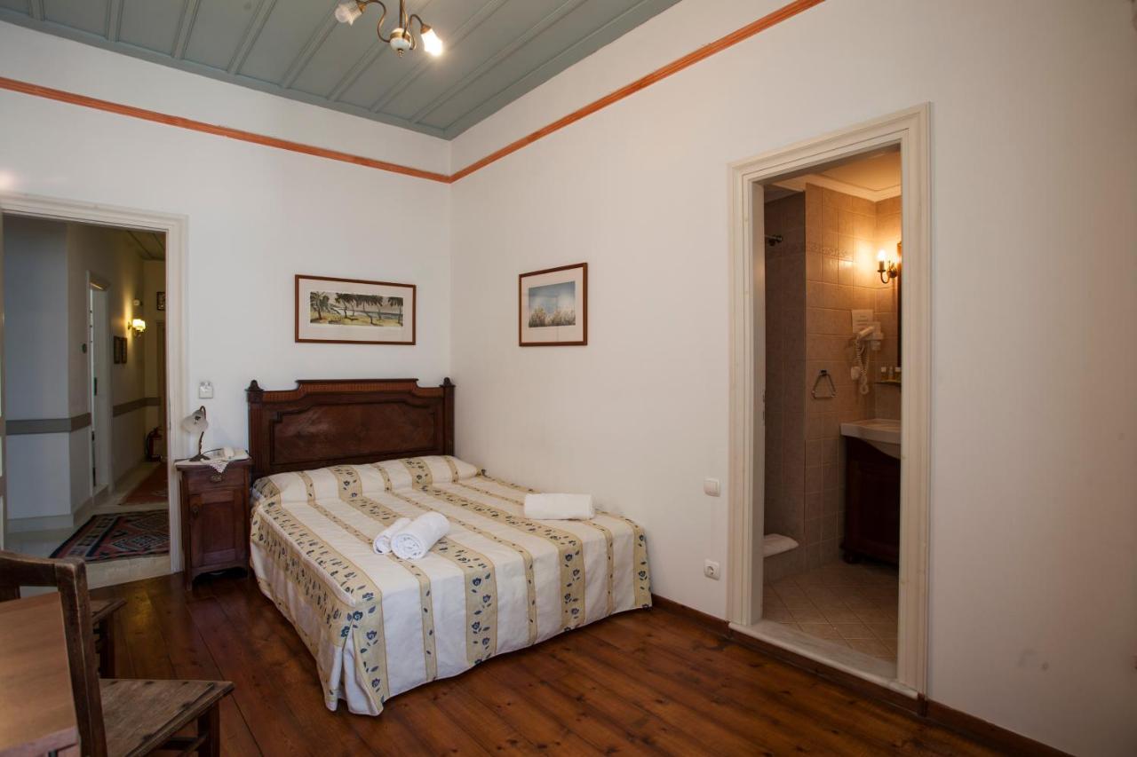Nostos Guesthouse Kythira Town ภายนอก รูปภาพ