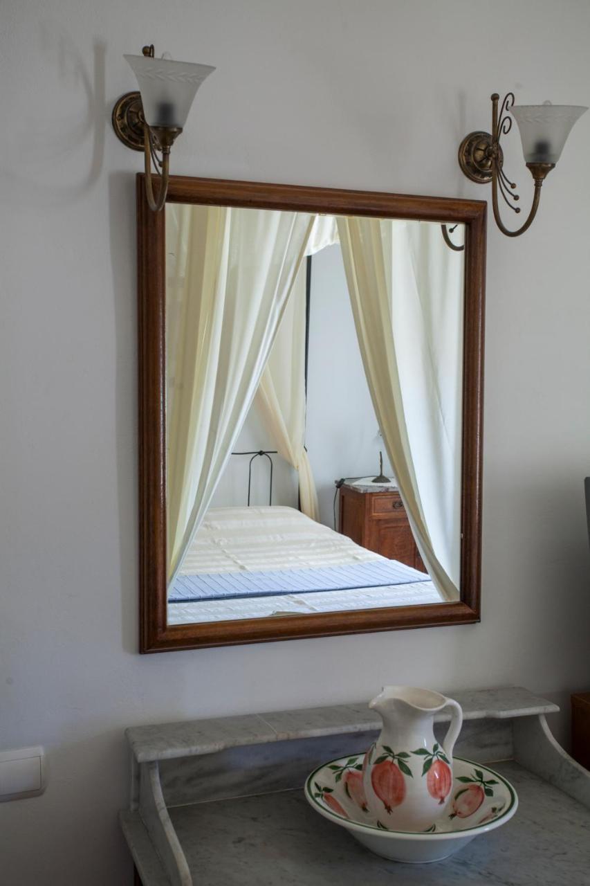 Nostos Guesthouse Kythira Town ภายนอก รูปภาพ