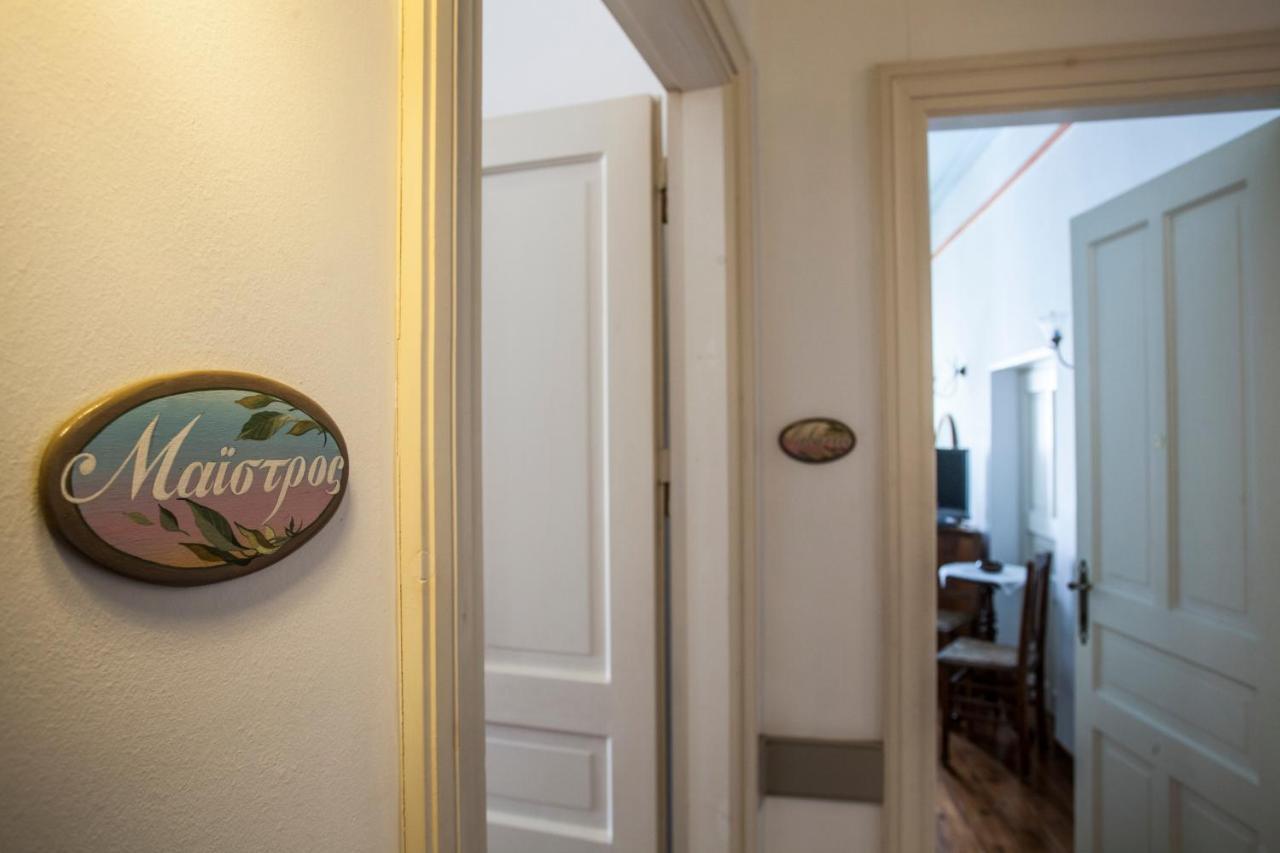 Nostos Guesthouse Kythira Town ภายนอก รูปภาพ